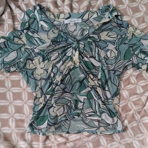 Green crop top